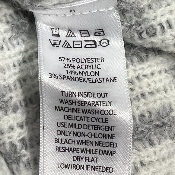 NWT Cupcakes & Cashmere Soft & Cozy Light Gray & White Print Sweater Sz … - Picture 8 of 8